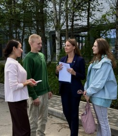 Сотрудники СВ МТУ Росавиации провели викторину для жителей города Магадан, посвящённую истории и современности гражданской авиации